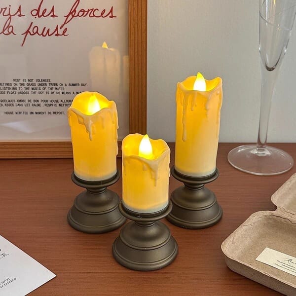 LED Teardrop Candle Set with Stand (3 Pcs)